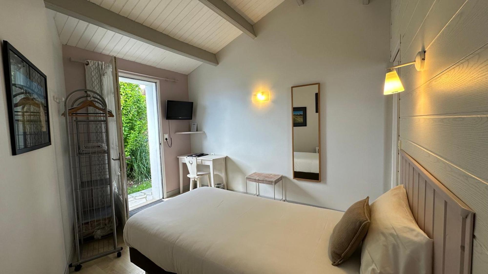 Hotel Le Goeland Barbatre ภายนอก รูปภาพ